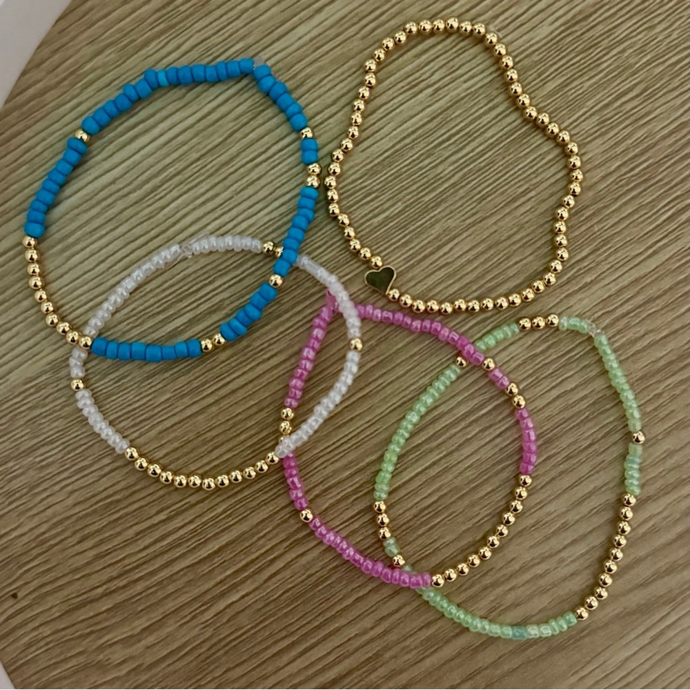 Poppy seed bead bracelet